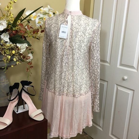 FREE PEOPLE SECRET ORIGINS LACE TUNIC, ROSY CORAL, LONG BELL SLEEVES (NWT) - Picture 6 of 8